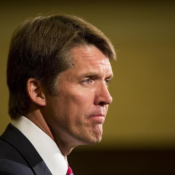 Republican businessman Hovde to enter Wisconsin US Senate race against Baldwin